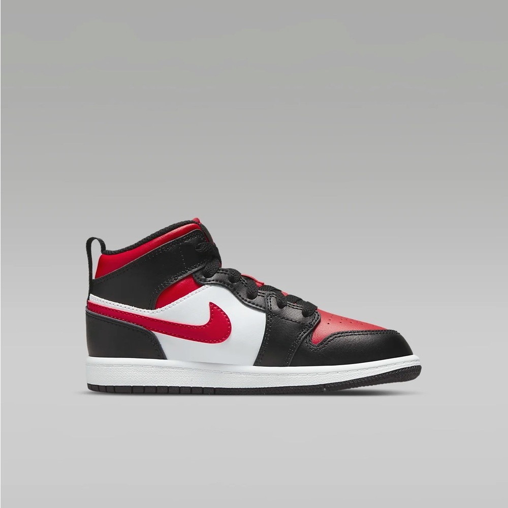 Jordan 1 Mid Little Kids' Shoes